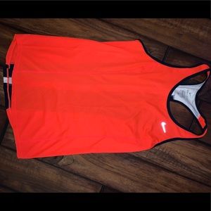 Nike tank